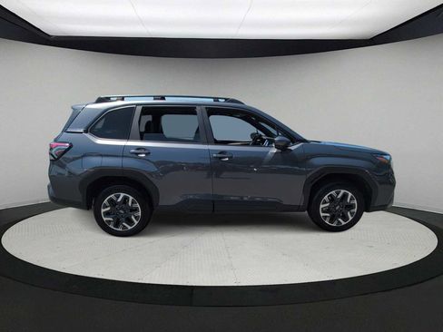 Used 2026 Subaru Forester Premium AWD/4WD image 9