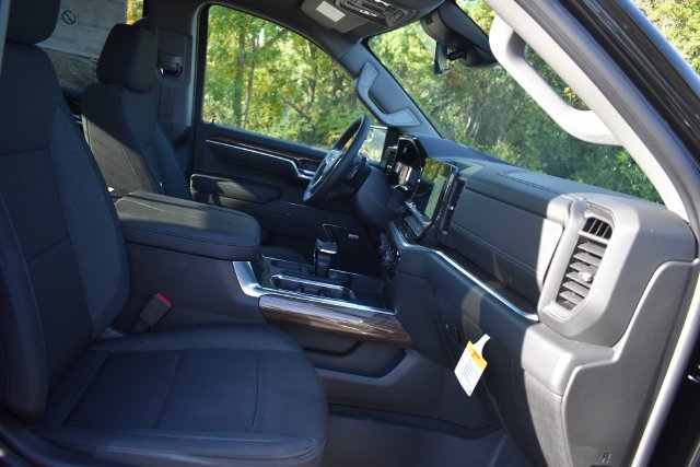 New 2026 Chevrolet Silverado 1500 RST w/ All Star Edition Plus AWD/4WD image 15