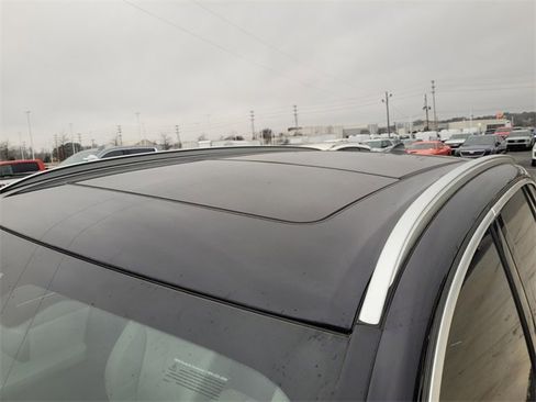 Used 2023 BMW X5 sDrive40i w/ Premium Package image 4