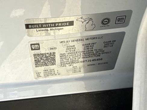 Certified 2026 Chevrolet Traverse LT FWD image 34