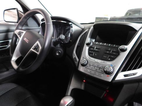 Used 2015 GMC Terrain SLE w/ Chrome Edition image 16
