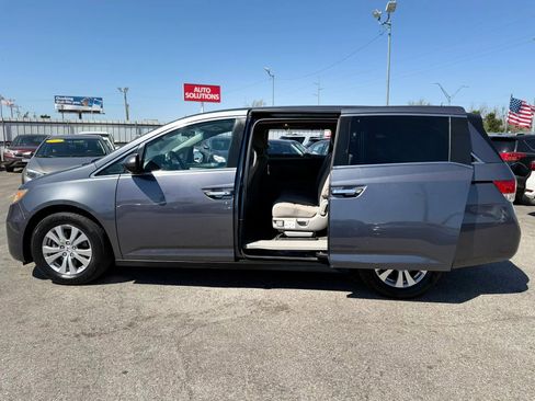 Used 2016 Honda Odyssey SE image 10