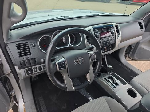 Used 2012 Toyota Tacoma 4x4 Double Cab image 16