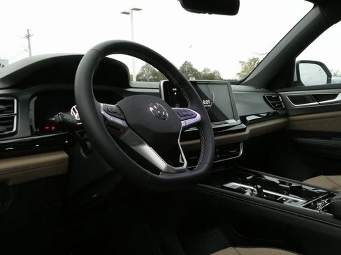 New 2026 Volkswagen Atlas Cross Sport SE AWD/4WD image 30