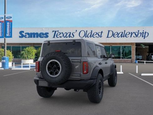 New 2025 Ford Bronco Badlands image 8