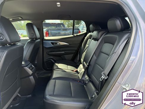 Certified 2024 Chevrolet Equinox EV LT w/ LPO, All-Weather Mat Package AWD/4WD image 10