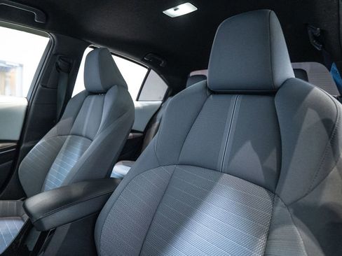 Used 2023 Toyota Corolla SE w/ Carpet Mat Package (TMS) image 6