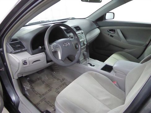 Used 2009 Toyota Camry image 16