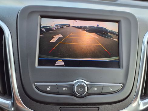 Used 2020 Chevrolet Equinox LT FWD image 5