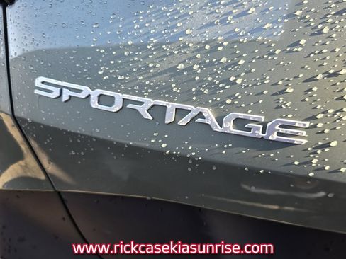 Used 2024 Kia Sportage X-Line w/ X-Line Premium Package AWD/4WD image 9