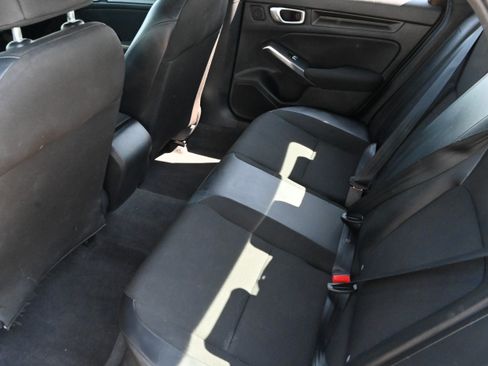 Used 2023 Honda Civic Sport image 11
