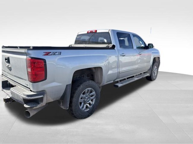 Used 2019 Chevrolet Silverado 2500 LTZ w/ Duramax Plus Package AWD/4WD image 10