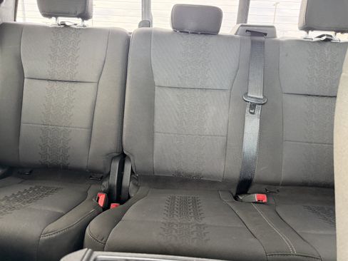 Used 2018 Ford F150 XLT w/ Equipment Group 302A Luxury AWD/4WD image 13
