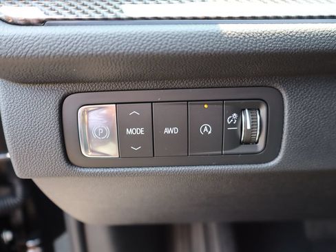New 2026 Chevrolet Traverse High Country w/ LPO, Floor Liner Package AWD/4WD image 10