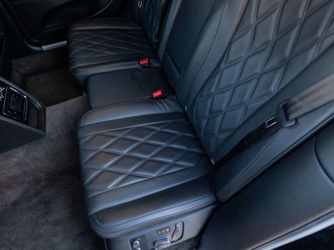 Used 2015 Bentley Flying Spur V8 image 86