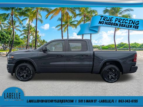 Used 2025 RAM 1500 Big Horn AWD/4WD image 7