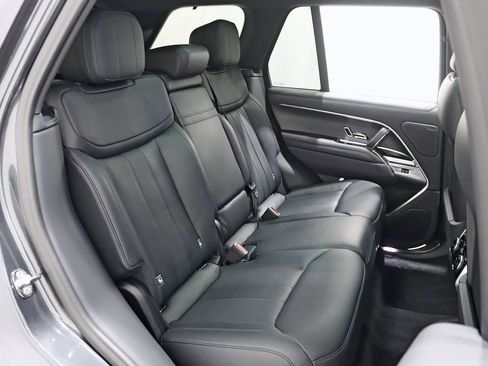 Used 2024 Land Rover Range Rover SE AWD/4WD image 33