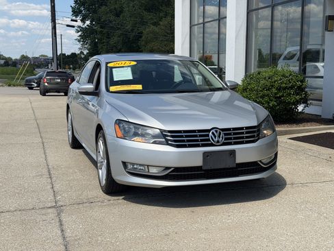 Used 2013 Volkswagen Passat TDI SEL Premium FWD image 14