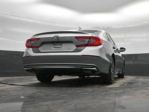 Used 2019 Honda Accord Touring image 35