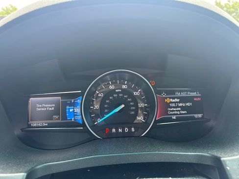 Used 2017 Ford Explorer Limited AWD/4WD image 17