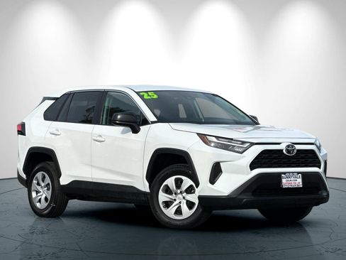 Used 2025 Toyota RAV4 LE image 2