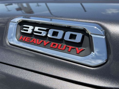 Used 2025 RAM 3500 Laramie AWD/4WD image 10