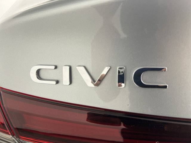Used 2025 Honda Civic Sport Touring image 31