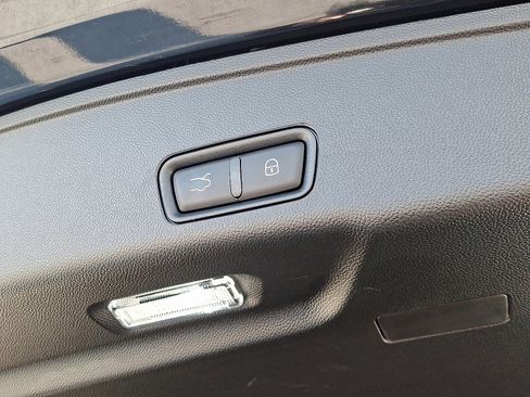 Certified 2024 Maserati Grecale GT image 29