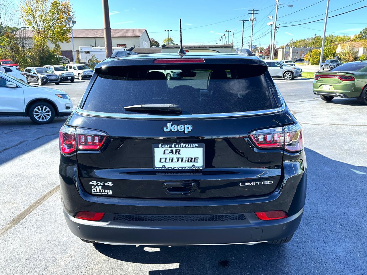 Used 2023 Jeep Compass Limited w/ Sun and Sound Group AWD/4WD image 12