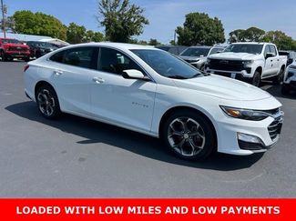 Used 2023 Chevrolet Malibu LT video 1