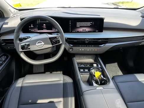 Certified 2025 Nissan Murano SL AWD/4WD image 25