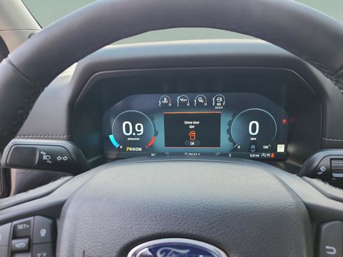 New 2025 Ford Ranger Lariat w/ FX4 Off-Road Package image 10