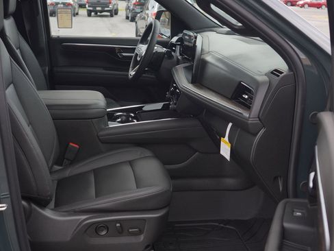 New 2026 Chevrolet Tahoe Z71 w/ Comfort Package image 30