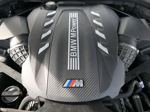 Used 2022 BMW X6 M w/ Competition Package image 32