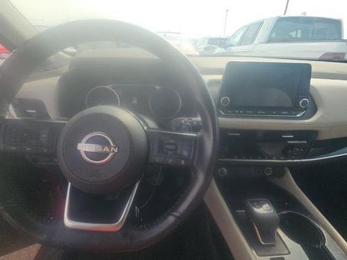 Used 2023 Nissan Rogue SL image 11