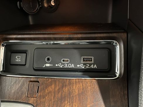 Certified 2025 Subaru Ascent Touring image 22