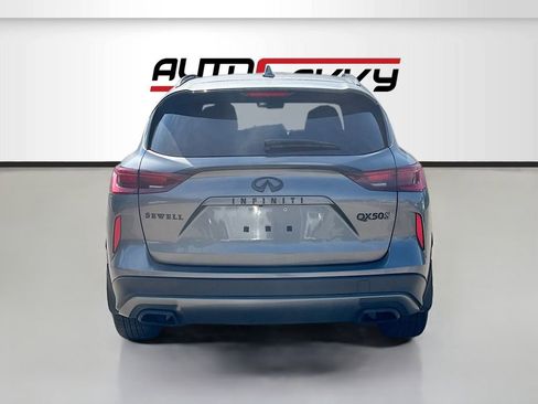 Used 2023 INFINITI QX50 Sport FWD image 6