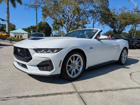 Used 2024 Ford Mustang GT Premium image 8