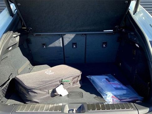 New 2025 Porsche Macan 4S Electric image 20