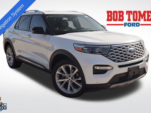 Certified 2024 Ford Explorer Platinum w/ Technology Package AWD/4WD image 1