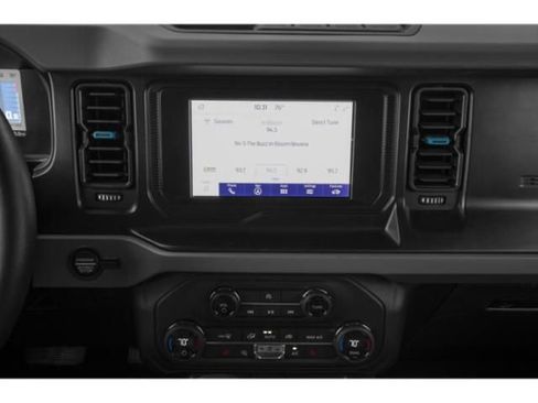 Used 2021 Ford Bronco First Edition AWD/4WD image 10
