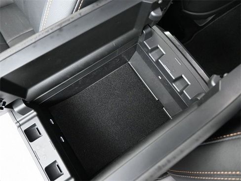 Used 2025 MAZDA CX-90 3.3 Turbo w/ Preferred Package image 19