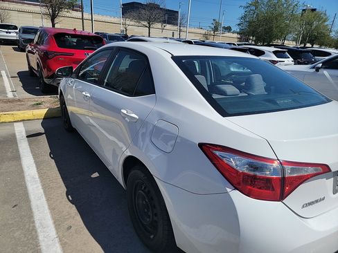 Used 2016 Toyota Corolla L image 6