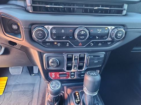 New 2025 Jeep Wrangler Unlimited Rubicon 392 image 17