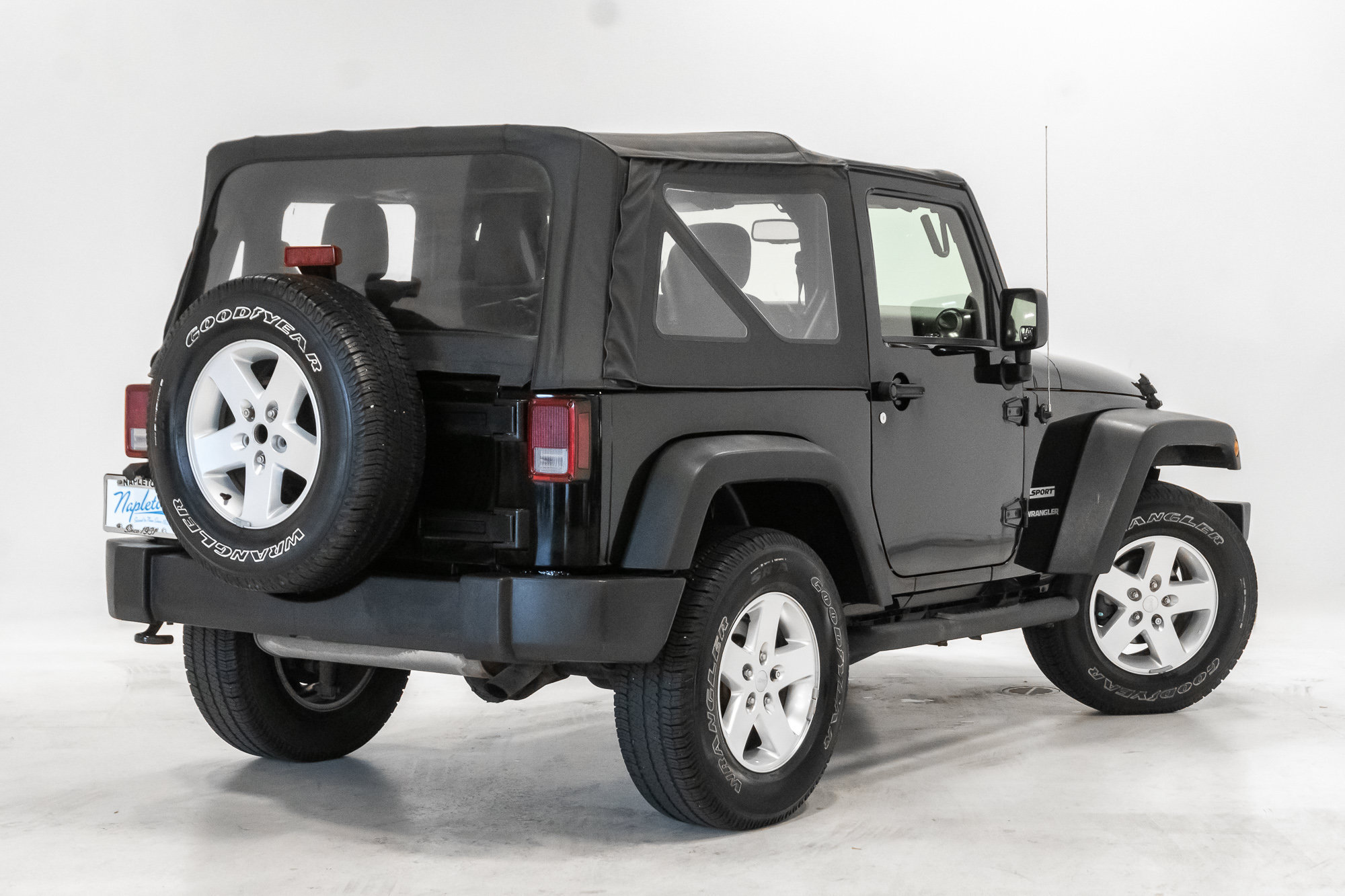 Used 2014 Jeep Wrangler Sport w/ Quick Order Package 23S AWD/4WD image 22