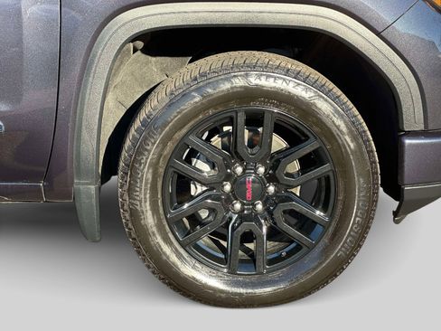 Used 2024 GMC Sierra 1500 Elevation image 8