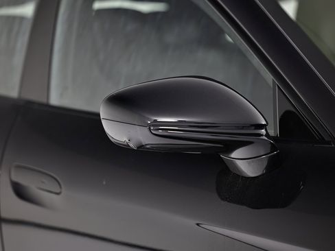 New 2026 Porsche Taycan 4 image 16