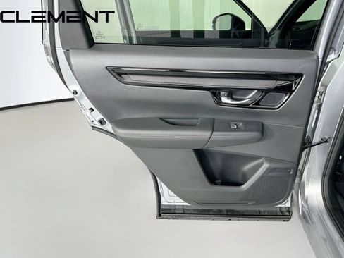 Used 2024 Honda CR-V Touring image 33