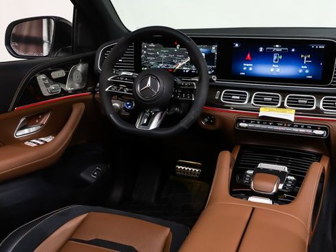 New 2026 Mercedes-Benz GLE 53 AMG 4MATIC Coupe image 12