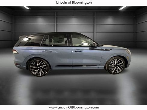 New 2026 Lincoln Aviator Black Label AWD/4WD image 8